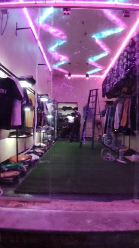 عکس پوشاک دیتی شاپ