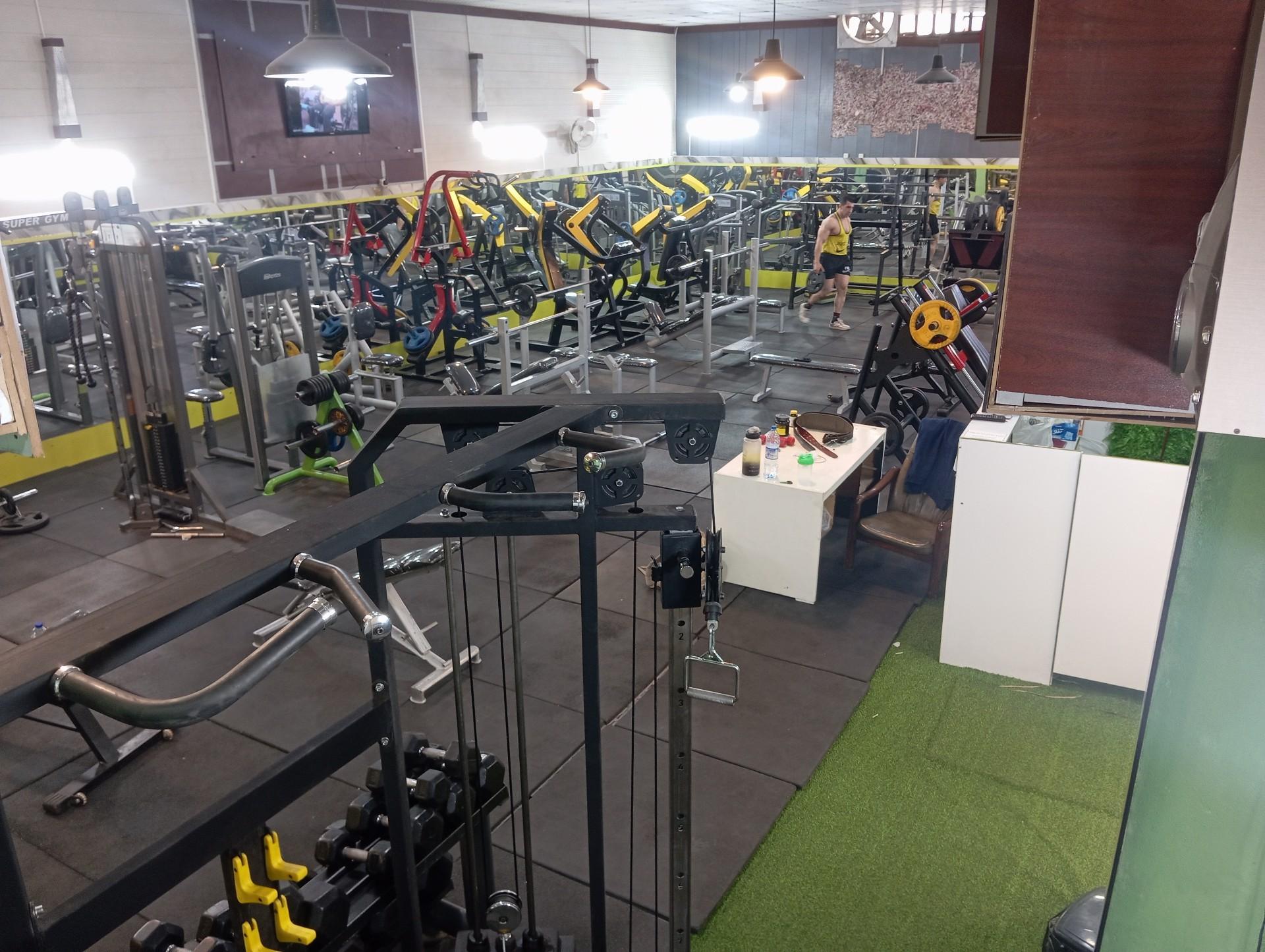 عکس باشگاه اشکان 