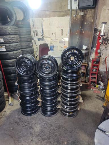 عکس لاستیک فروشی صائمی