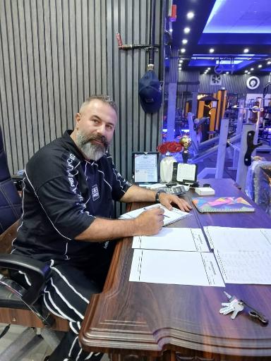 عکس باشگاه بدنسازی سالاری