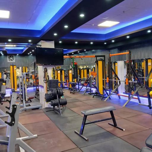 عکس باشگاه بدنسازی سالاری