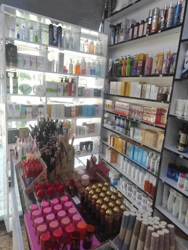 عکس لوازم آرایشی و بهداشتی مونالیزا 