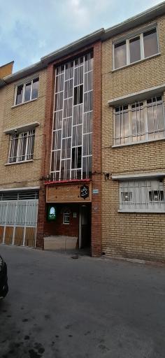 عکس ساختمان هشت 