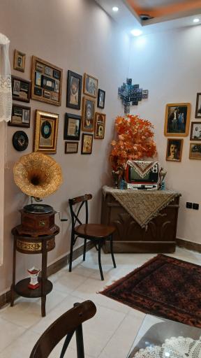عکس کافه کتاب میراث