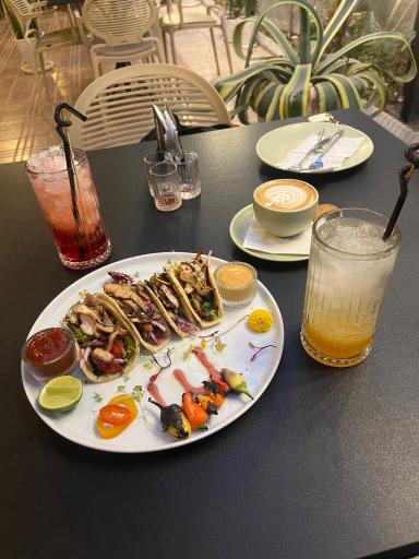 عکس کافه رستوران نیمارا