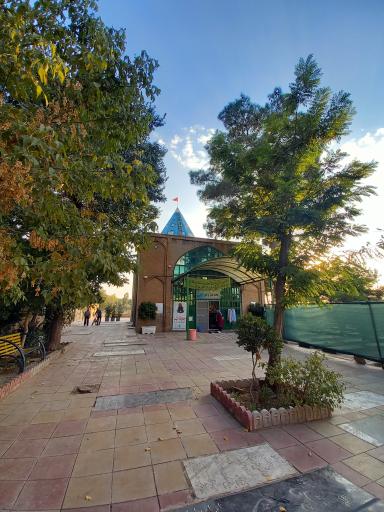 عکس امامزاده ینگی امام