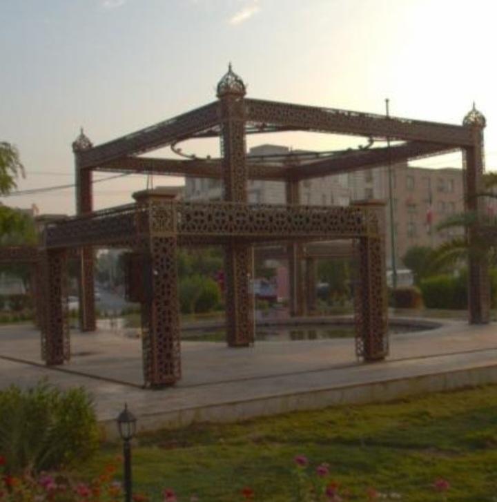 عکس میدان ملی راه