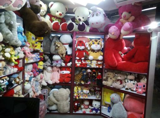 عکس عروسک فروشی شهرآشوب