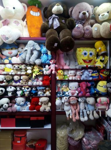 عکس عروسک فروشی شهرآشوب