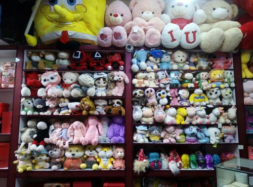 عکس عروسک فروشی شهرآشوب