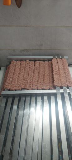 عکس کبابی یگانه 