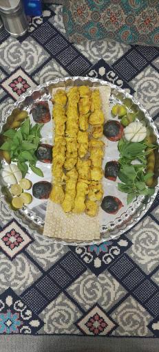 عکس کبابی یگانه 