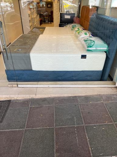 عکس نمایندگی رسمی تشک رویا شعبه پسیان