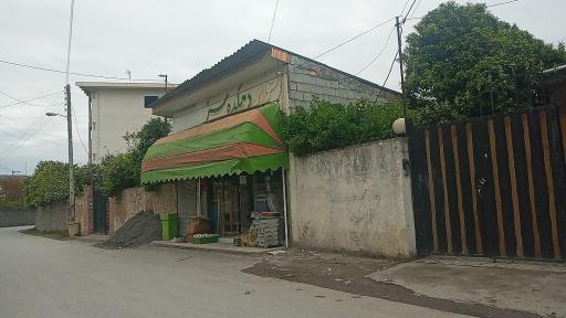 عکس سوپر مارکت دهکده سبز