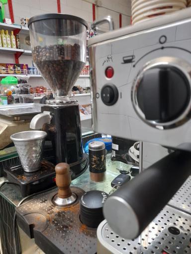 عکس سوپرمارکت بهار