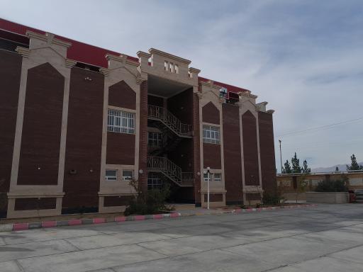 عکس هنرستان دخترانه حضرت زهرا (س)