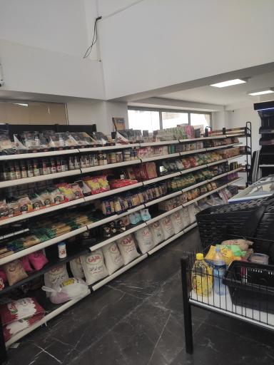 عکس هایپرمارکت سنتر پوینت