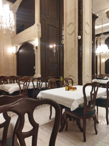 عکس رستوران اقدسیه