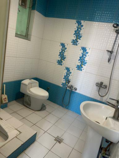 عکس مهمانپذیر گلشن