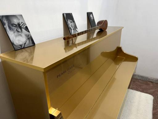 آموزشگاه موسیقی امرداد