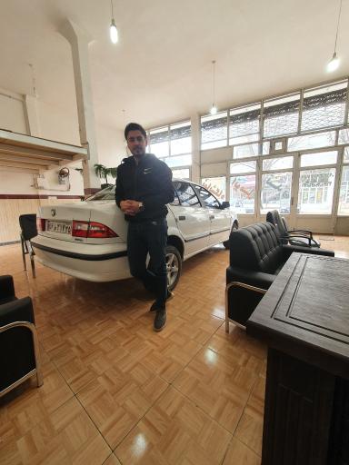 عکس نمایشگاه اتومبیل تندر