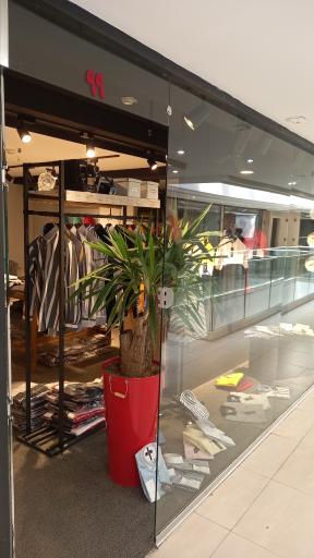 عکس فروشگاه لباس