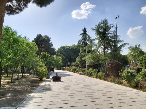 عکس بوستان خانواده