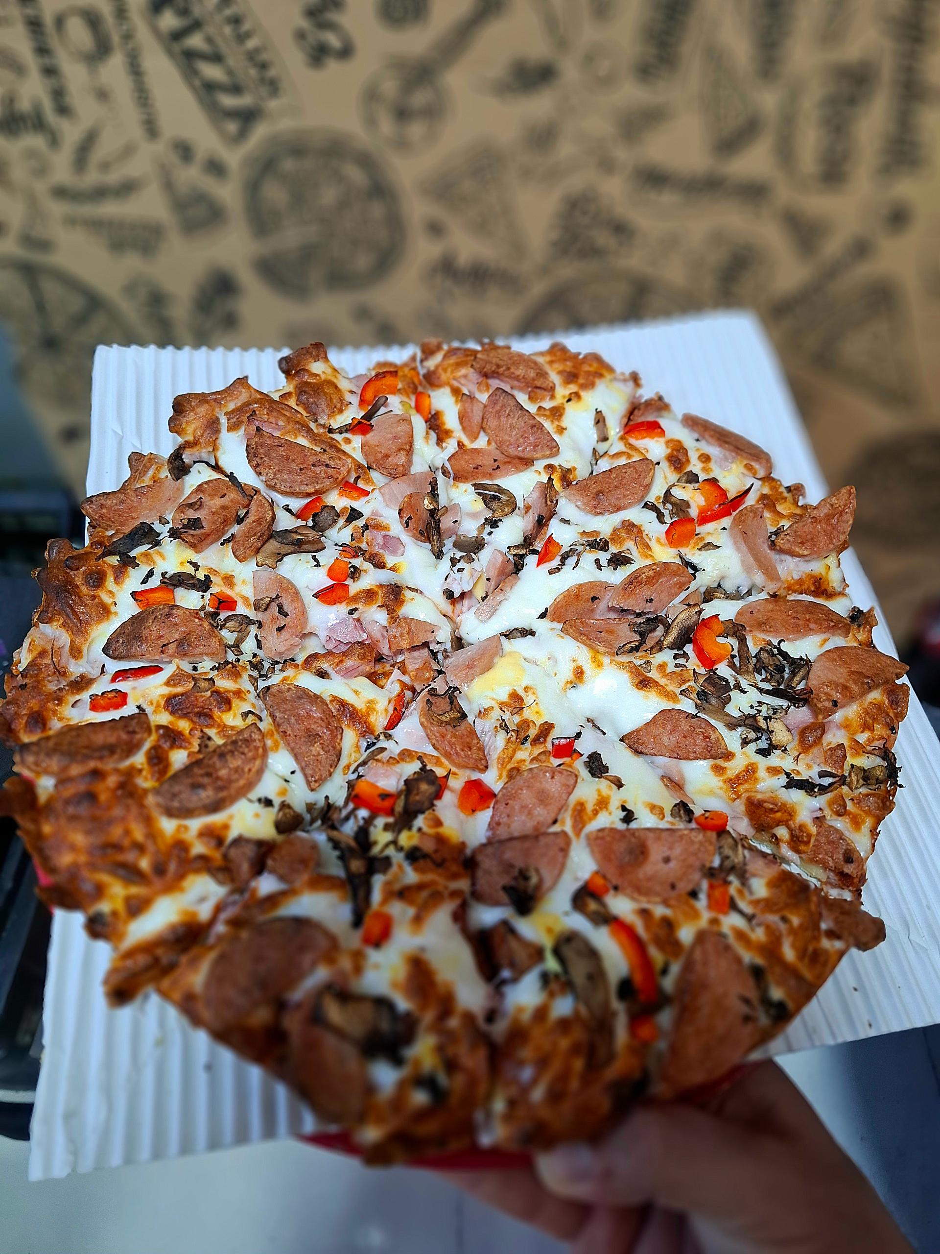 عکس کافه فست فود سنسو