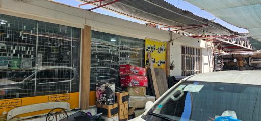 عکس تزئینات اتومبیل برادران رودکی 