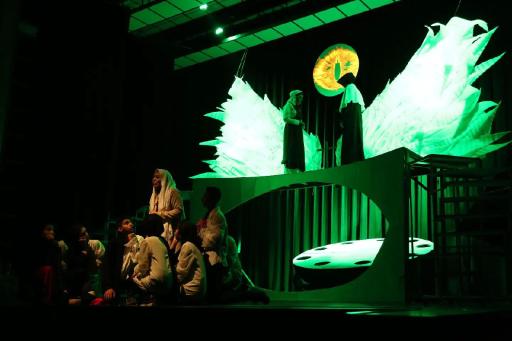 سالن نمایش و تالار ماه حوزه هنری