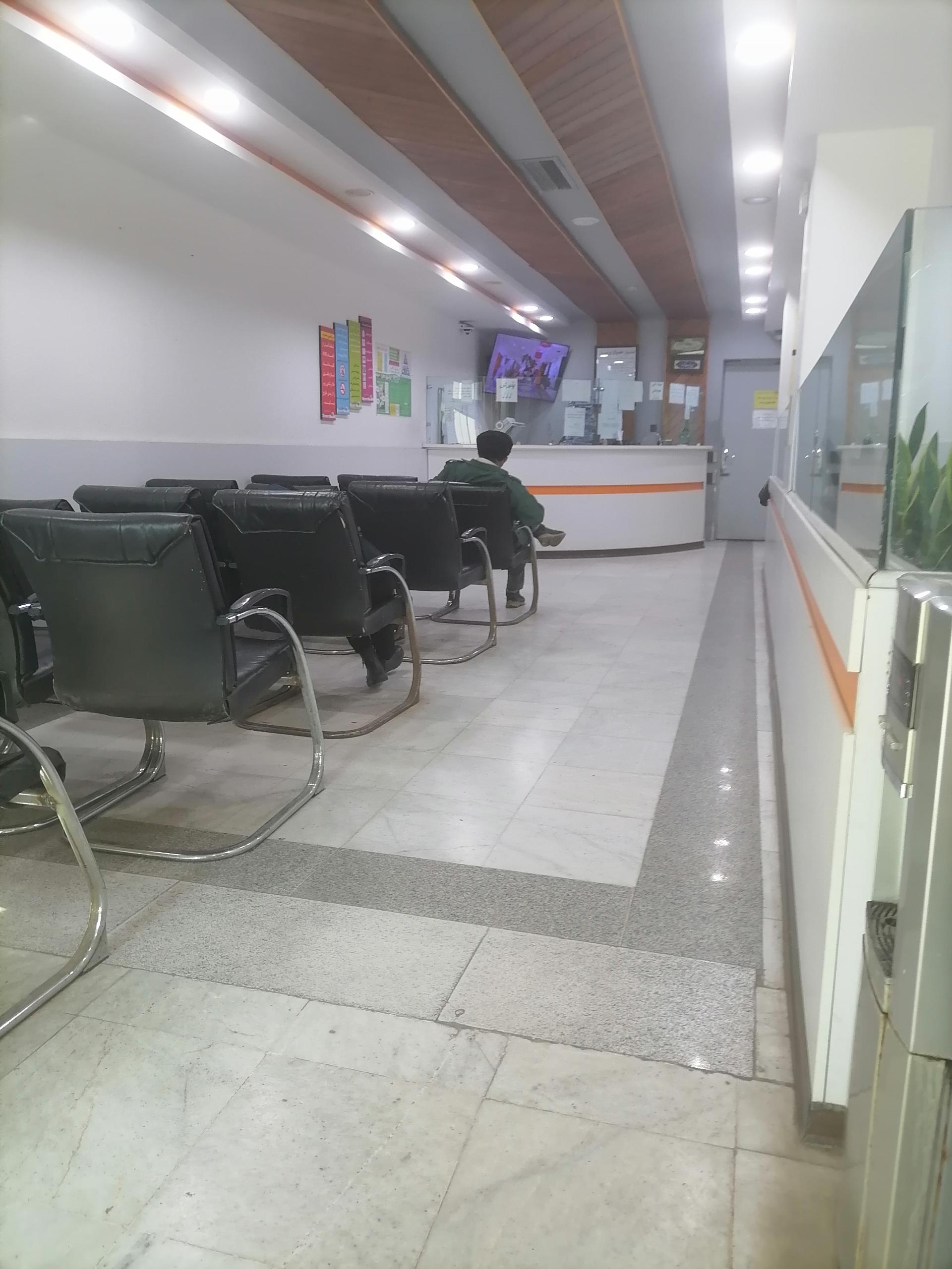 عکس مرکز تصویربرداری پزشکی حکمت
