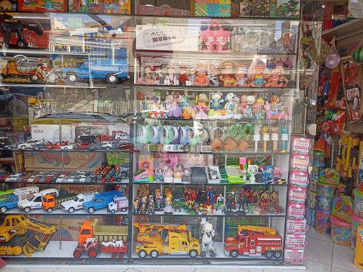 عکس فروشگاه اسباب بازی بهشت کودک 