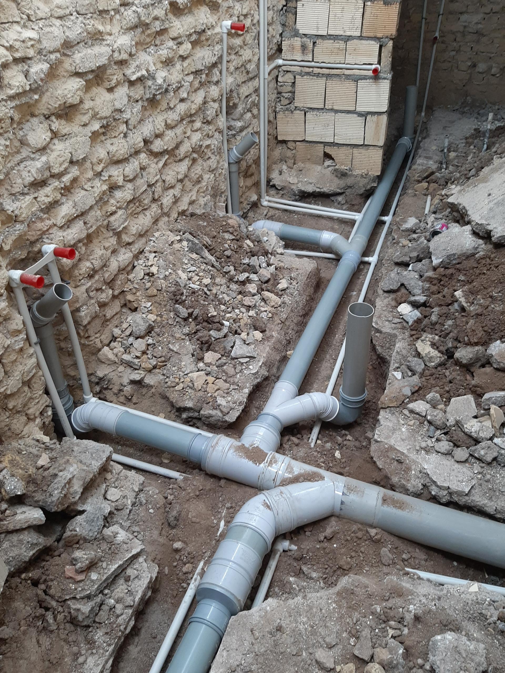 عکس لوله کشی آب ریاحی