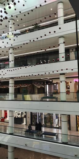 عکس مجتمع تجاری تفریحی اصفهان مال