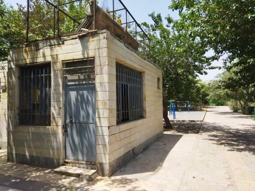 عکس سرویس بهداشتی بوستان شهید احمد کاظمی