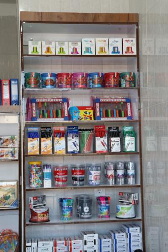 عکس خدمات کامپیوتری و نوشت افزار مهرشاد