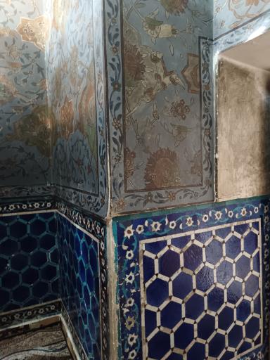 عکس محراب  و شبستان مسجد جامع بسطام 