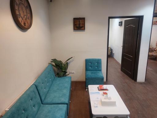 عکس مرکز مشاوره و روانشناسی به‌زی