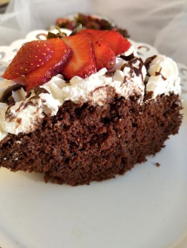 عکس کیک خانگی نوتلا