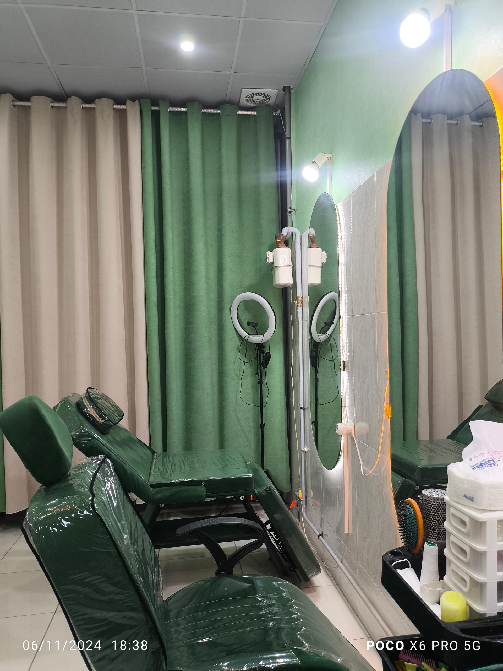 عکس سالن زیبایی آواناز