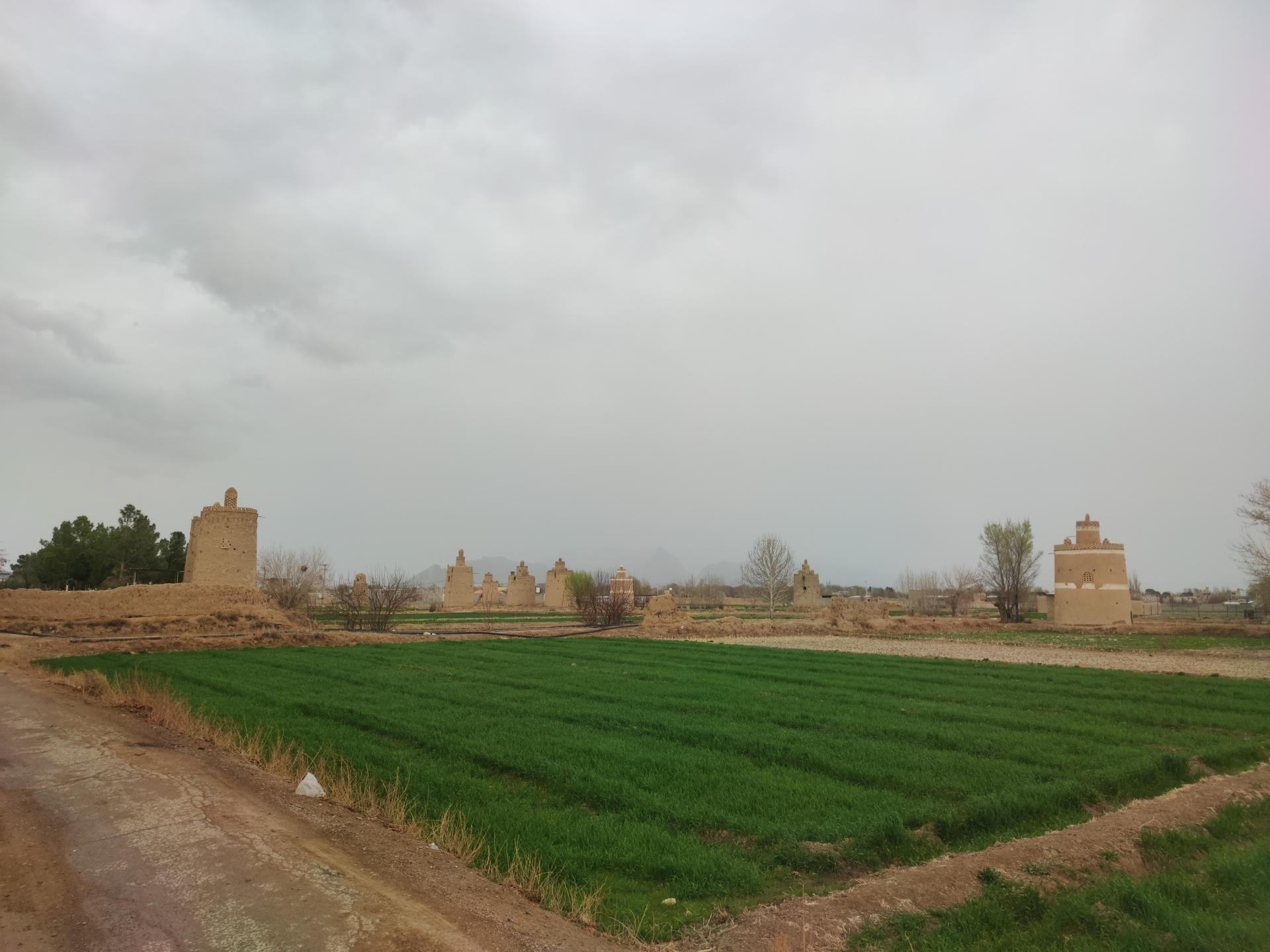 عکس برج دومی کبوتر ولاشان