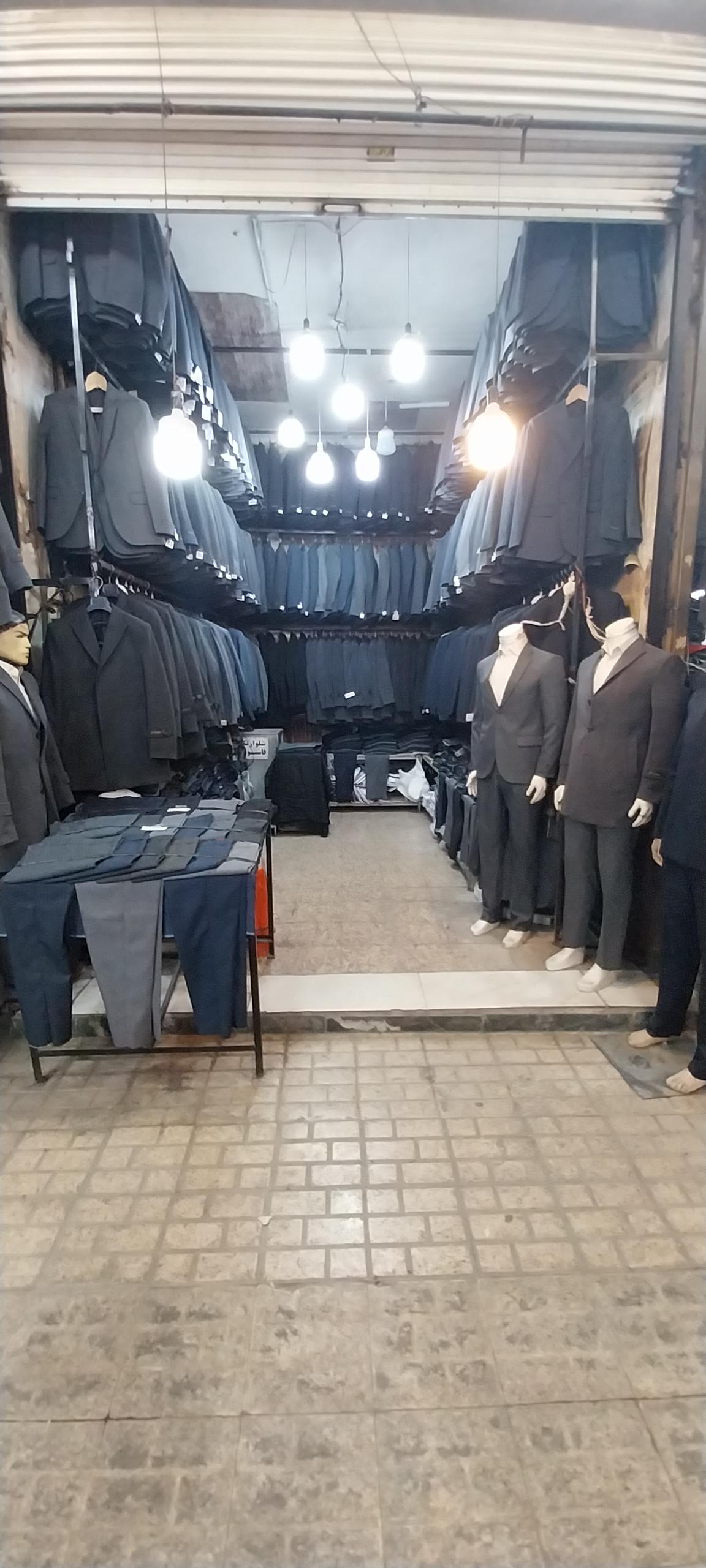 عکس کت و شلوار نیک فرجام