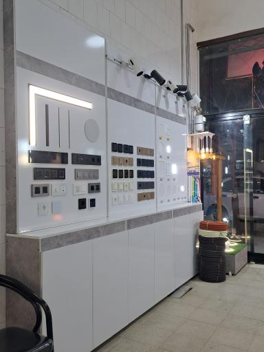 عکس الکتروپارس ـ بورس لوازم برقی