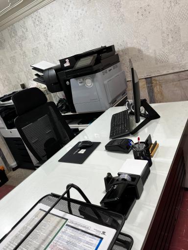 عکس خدمات کامپیوتری کامپیوتک