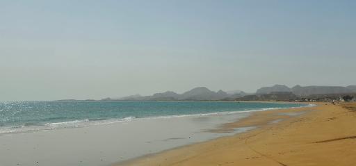 عکس ساحل گامبرون
