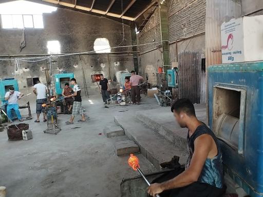 عکس کارخانه بلورسازی گلستان