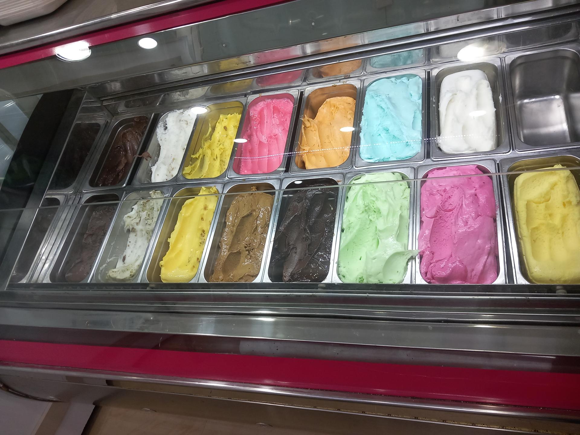 عکس بستنی میلاد