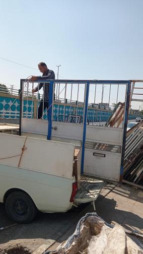 عکس درب پنجره فروشی امید