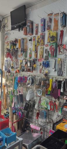 عکس تاسیسات و ابزار فروشی پاسارگاد 