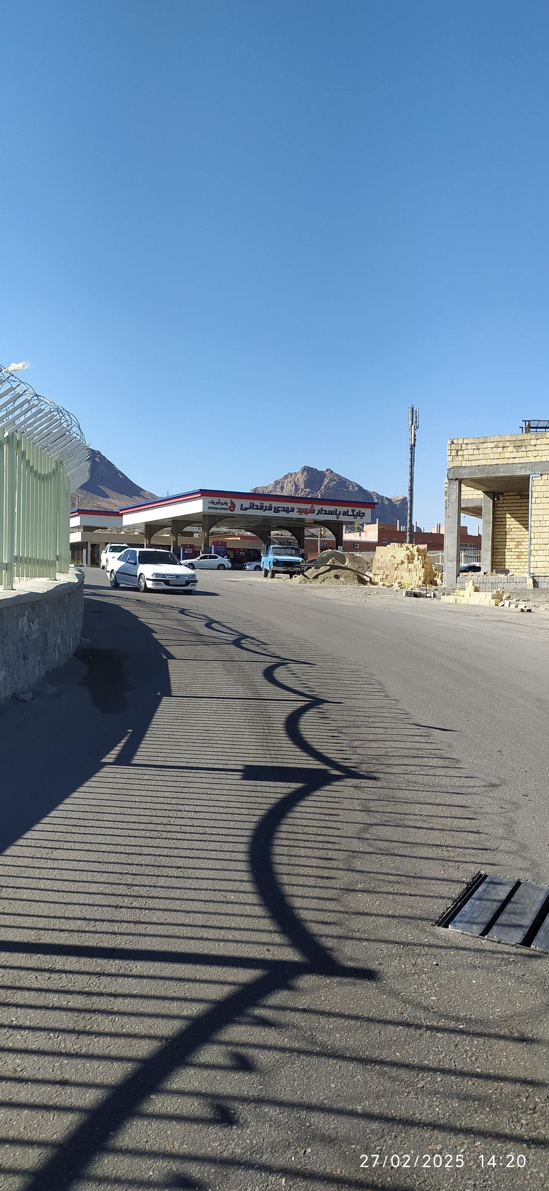 عکس پمپ گازوئیل  جایگاه شهید فرقدانی